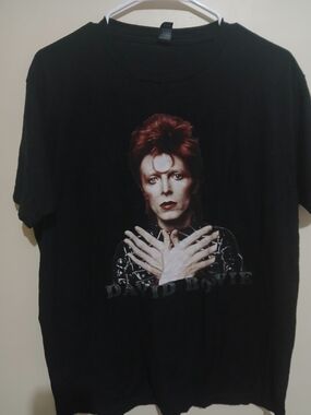 David Bowie Black Graphic Band Tee with Red Hair Portrait men size Large